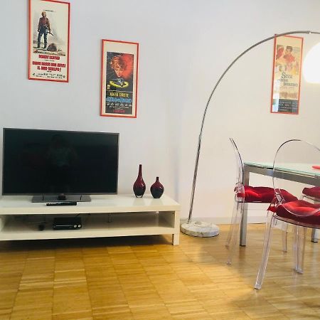 Appartamento Porta Susa Турин Екстер'єр фото