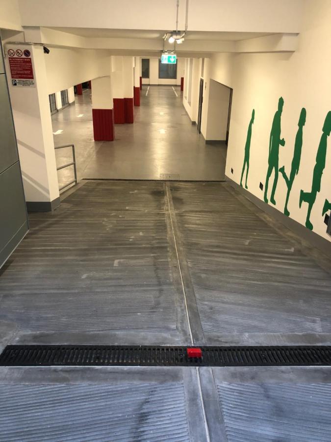 Appartamento Porta Susa Турин Екстер'єр фото